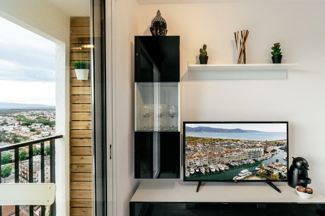 Empuria Beach D-Luxe เอมปูเรียบราบา ภายนอก รูปภาพ